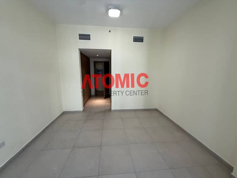 7 86771dcb-adcd-40eb-bc00-37831eca8758. jpg