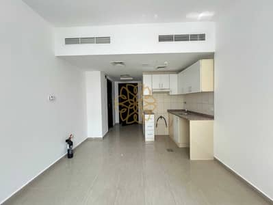 Studio for Rent in Al Khan, Sharjah - IMG_4276. jpg