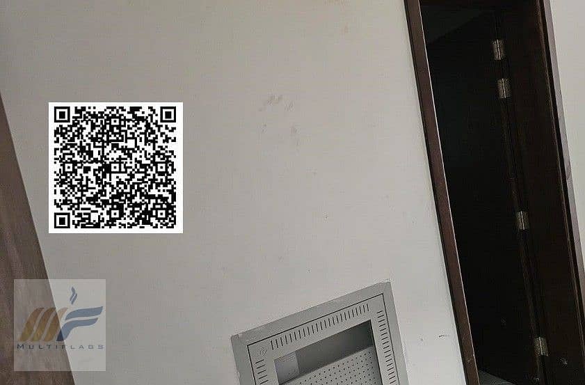 23 e89d9695-aaec-4ae0-bdbf-d1d9b399683c. jpg