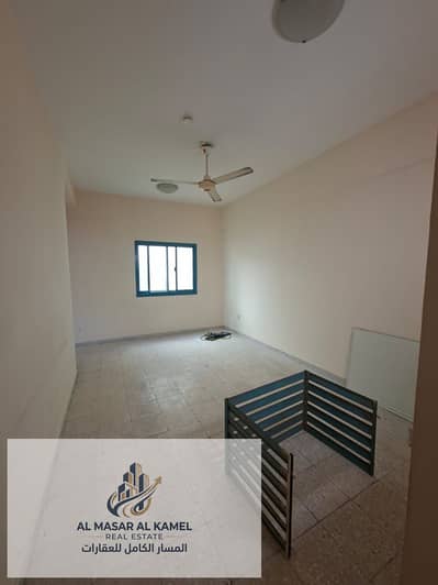 Appartement de 2 chambres à à louer à Al Yarmook, Sharjah - WhatsApp Image 2026-08-09 at 8.50. 46 AM. jpeg Appartement de 2 chambres à à louer à Al Yarmook, Sharjah - WhatsApp Image 2026-08-09 at 8.50. 46 AM. jpeg