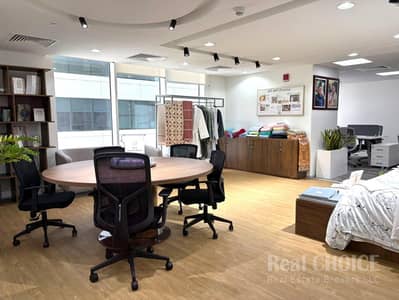 Office zum zur Miete in Sheikh Zayed Road, Dubai - Büro in Sheikh Zayed Road，Maze Tower, 595000 AED - 16182248