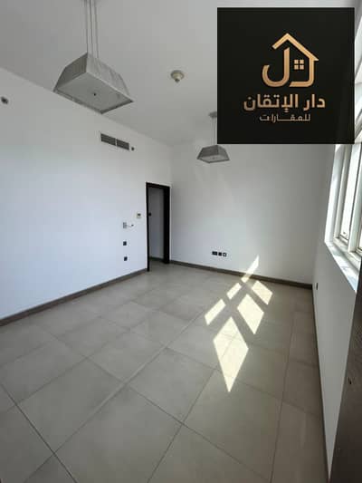 2 Bedroom Flat for Rent in Rolla Area, Sharjah - photo_6039834585509598074_y. jpg