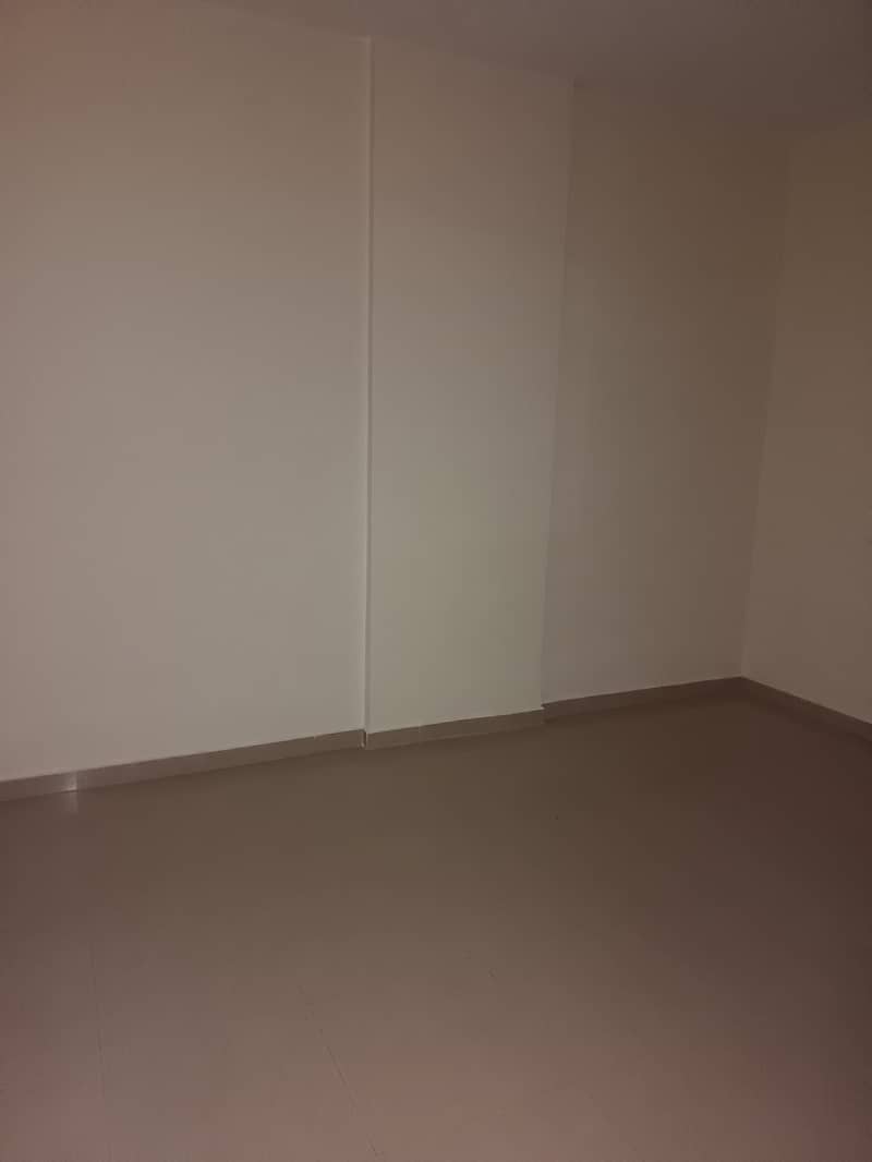 11 1000464385. jpg