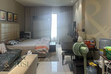 Studio for Sale in Dubai South, Dubai - Fully Furnished Studio | Pool View | Vacant Now