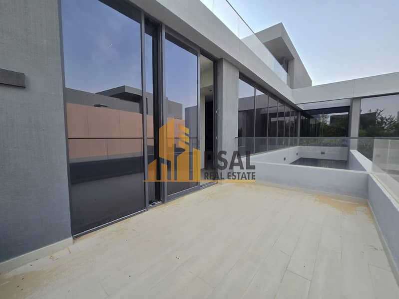 45 1000513829. jpg