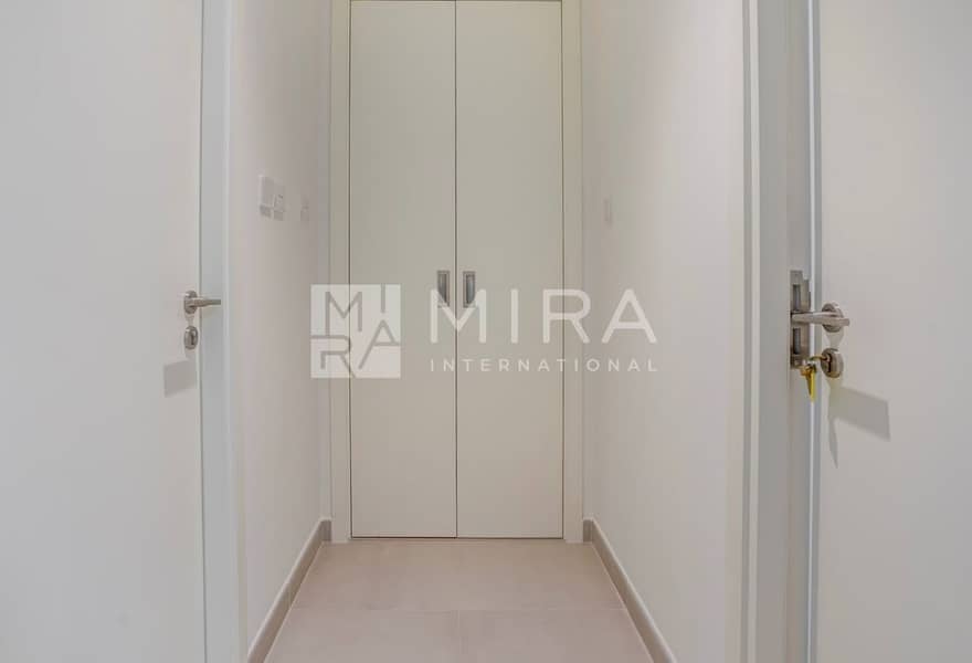 12 50dec3aa-4f76-4590-910f-909e3a115049