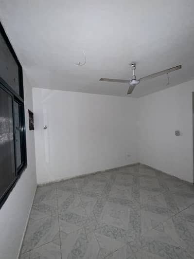 Studio for Rent in Al Qasimia, Sharjah - IMG_4480. jpg Studio for Rent in Al Qasimia, Sharjah - IMG_4480. jpg