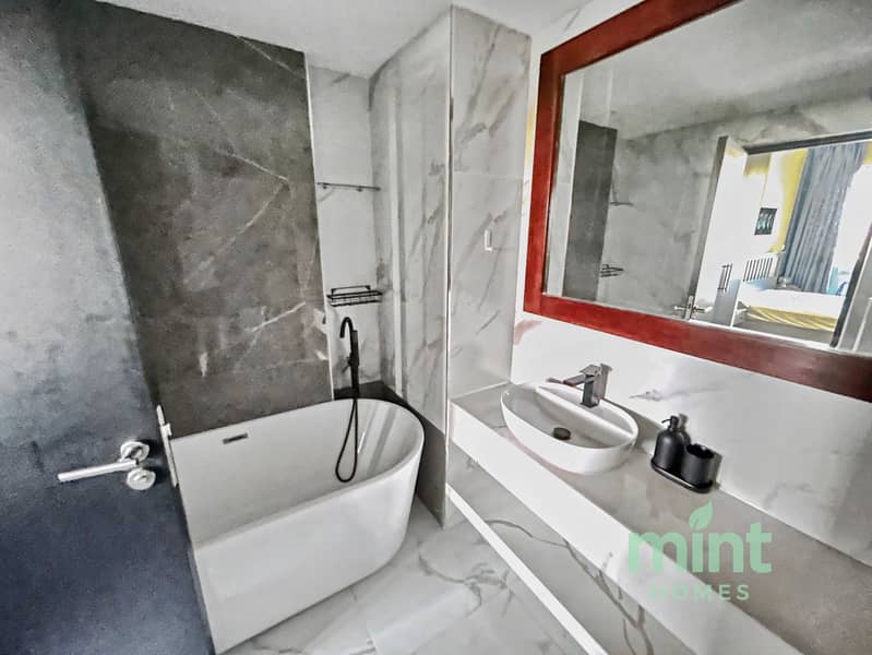 10 11_bathroom_vanity. jpeg