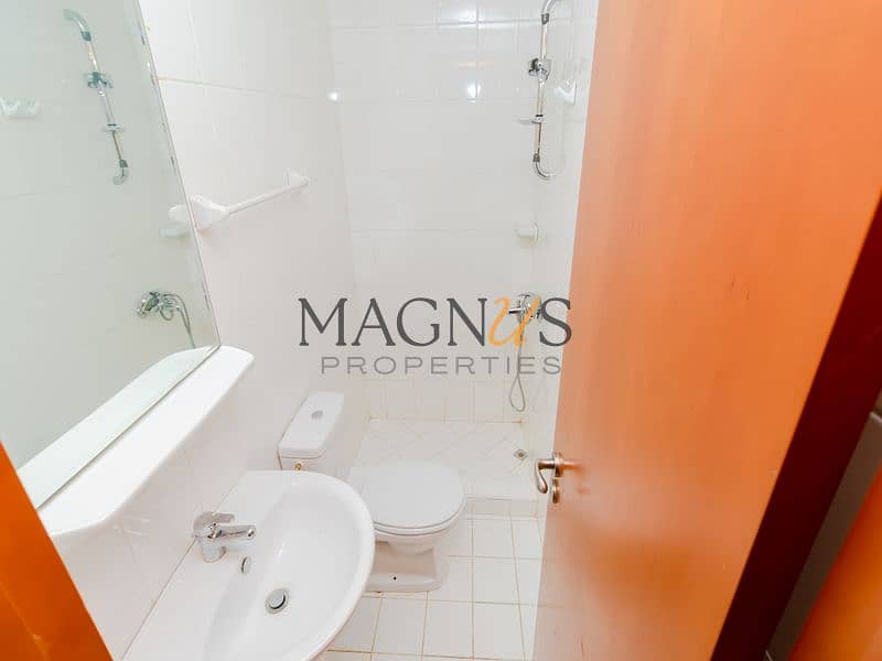23 Rocky Real Estate - JLT - Cluster U - Al Seef 2 - Apartment (20 of 23). jpg