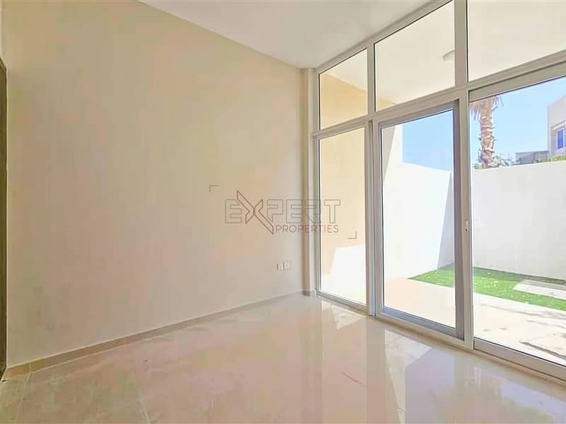 8 Image 8