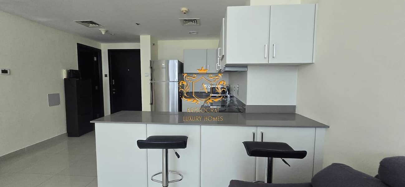 13 Kitchen 05. jpeg