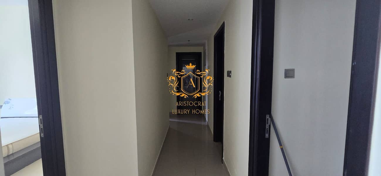 19 Corridor 01. jpeg