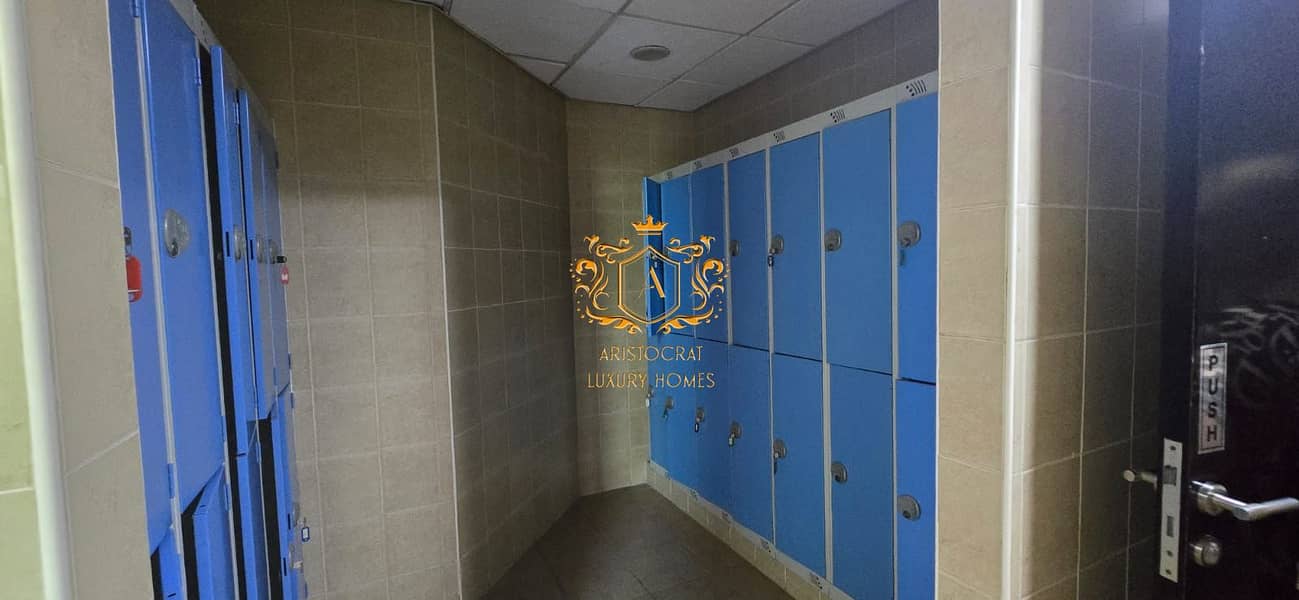 48 Changing-Room . jpeg