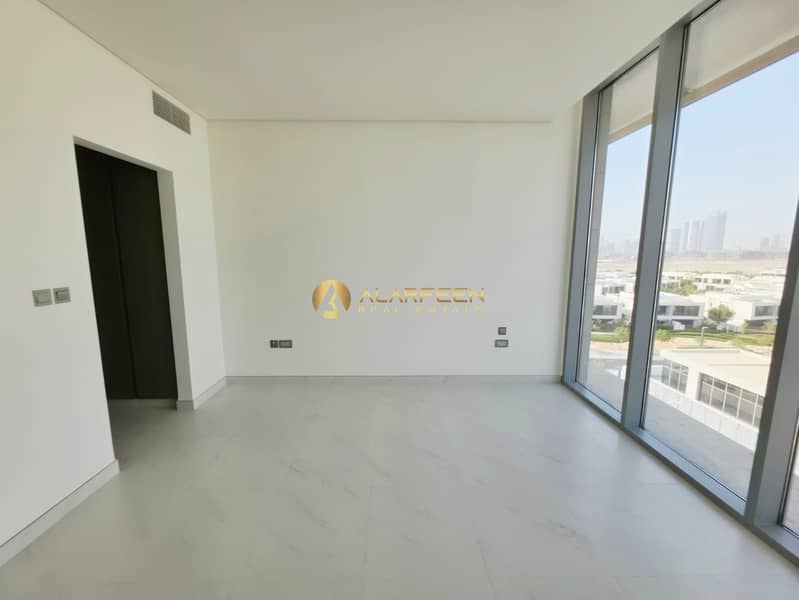 4 bf8adef1-cceb-4a55-812c-e69600b6d361. jpg