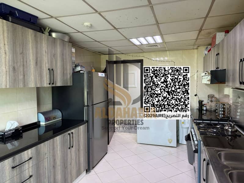12 abb8821e-8689-44dc-8c8e-dd22ccc61322. jpg