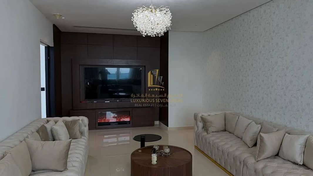 39 824280778-1066x800. webp