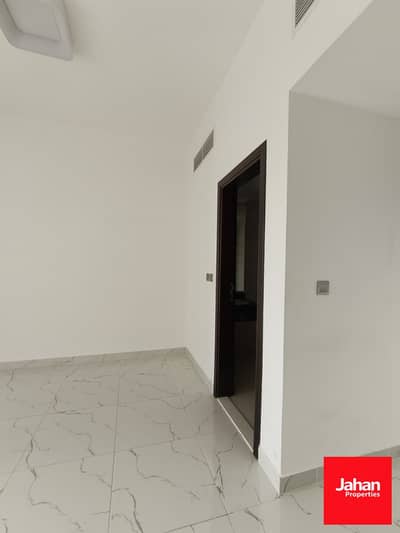 Studio te Koop in Dubai Land Residence Complex (DLRC), Dubai - e4730cc3-6e4f-49eb-b6a2-6c314da4432c. jpg Studio te Koop in Dubai Land Residence Complex (DLRC), Dubai - e4730cc3-6e4f-49eb-b6a2-6c314da4432c. jpg