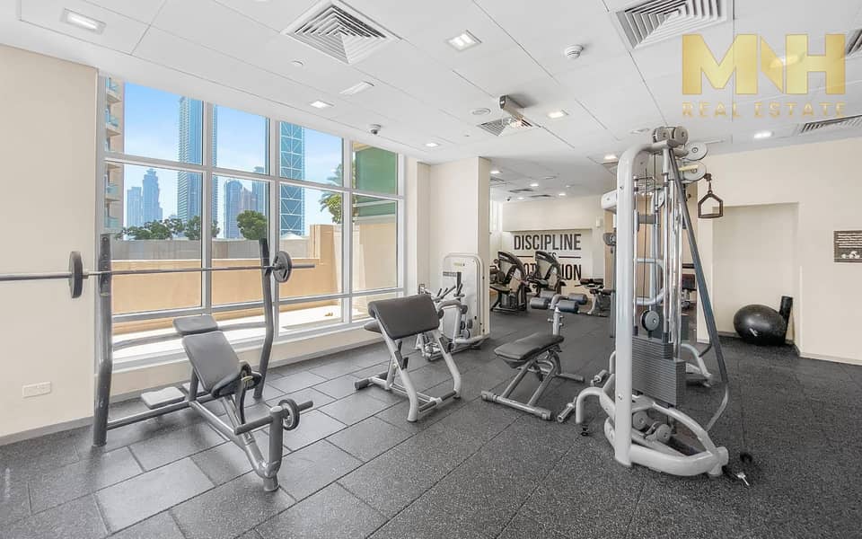 4 Gymm. PNG