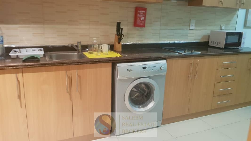 9 8. jpg