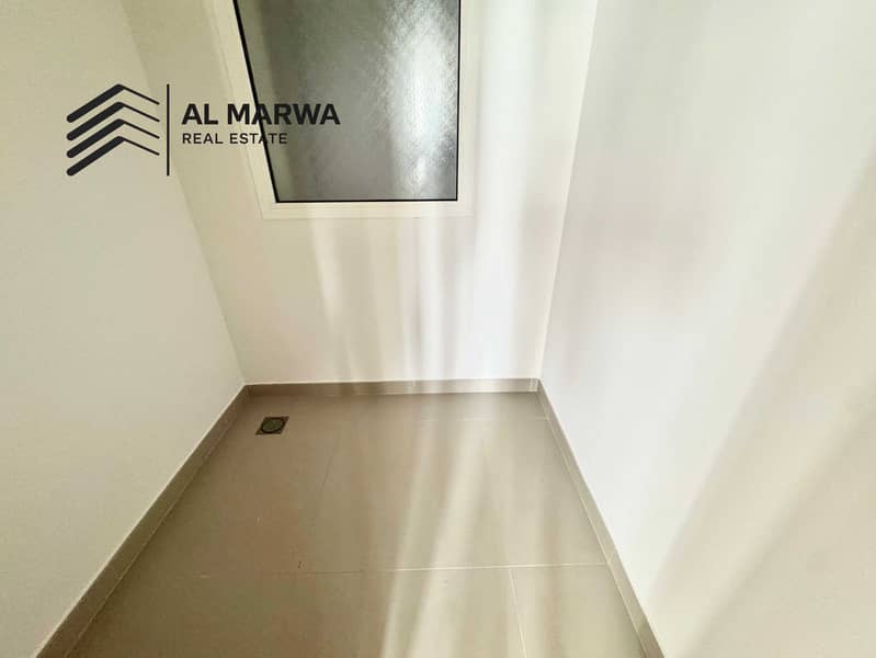 17 adaa498f-1fcc-4a3f-a16b-bf81d7a470b5. jpg