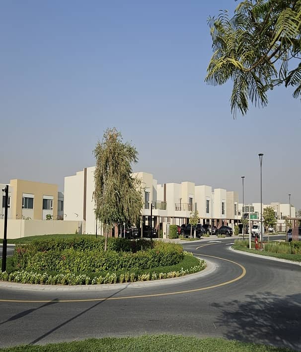 6 urbana-3-at-emaar-south_lOitX_xl. jpg