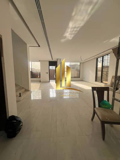 5 habitaciones Villa para en Venta en Hoshi, Sharjah - WhatsApp Image 2026-08-16 at 9.40. 08 AM (1). jpeg 5 habitaciones Villa para en Venta en Hoshi, Sharjah - WhatsApp Image 2026-08-16 at 9.40. 08 AM (1). jpeg