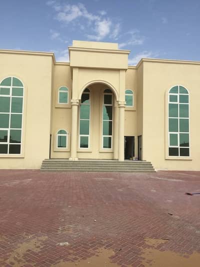10 Bedroom Villa for Rent in Al Shamkha, Abu Dhabi - Brand new two villa in one land in Al Shamkha for Rent - including electricity and water bills 10 Bedroom Villa for Rent in Al Shamkha, Abu Dhabi - Brand new two villa in one land in Al Shamkha for Rent - including electricity and water bills