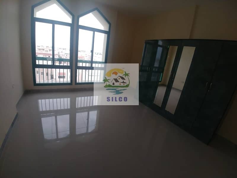 Fully renovated flat in Central A/C w/ balcony Fully renovated flat in Central A/C w/ balcony