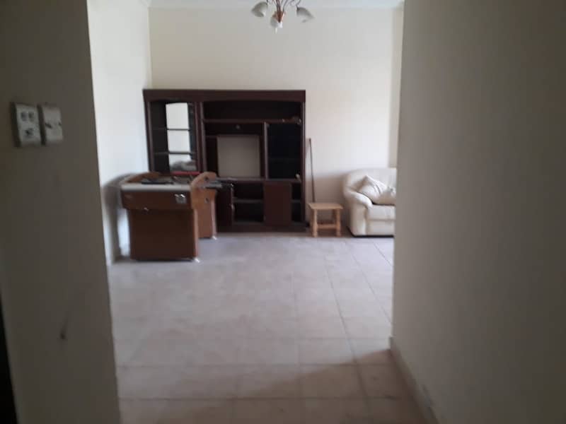 Ewan residence Spacious  2 bedroom apts with 6 chq for rent