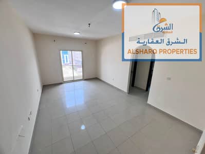 2 Bedroom Apartment for Rent in Al Jurf, Ajman - WhatsApp Image 2026-08-08 at 13.28. 11. jpeg 2 Bedroom Apartment for Rent in Al Jurf, Ajman - WhatsApp Image 2026-08-08 at 13.28. 11. jpeg