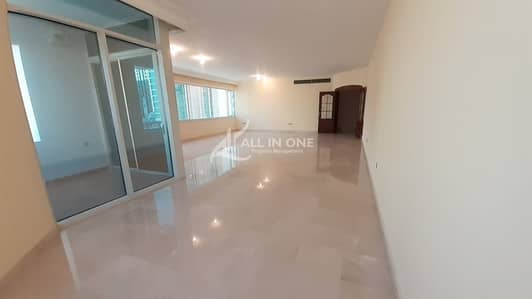 Huge 4BR+Maids Room with Balcony in 4 Pays! Huge 4BR+Maids Room with Balcony in 4 Pays!
