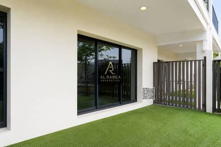2 Bedroom Apartment for Sale in Al Zorah, Ajman - f65aae19-1c9b-47cc-9199-75874947fd50. jpg 2 Bedroom Apartment for Sale in Al Zorah, Ajman - f65aae19-1c9b-47cc-9199-75874947fd50. jpg
