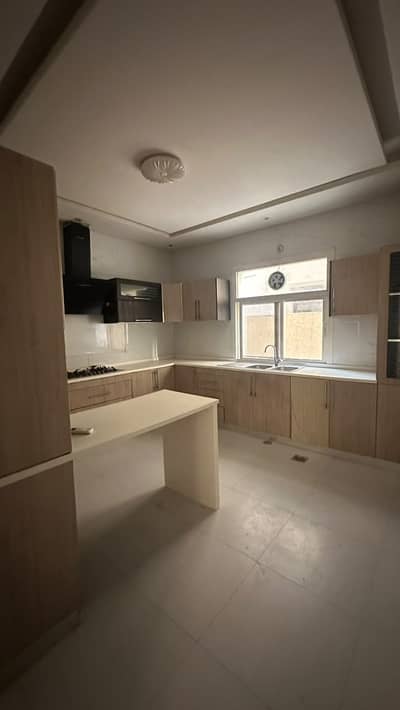 5 Bedroom Villa for Rent in Al Mowaihat, Ajman - PHOTO-2026-08-15-13-58-23 4. jpg 5 Bedroom Villa for Rent in Al Mowaihat, Ajman - PHOTO-2026-08-15-13-58-23 4. jpg