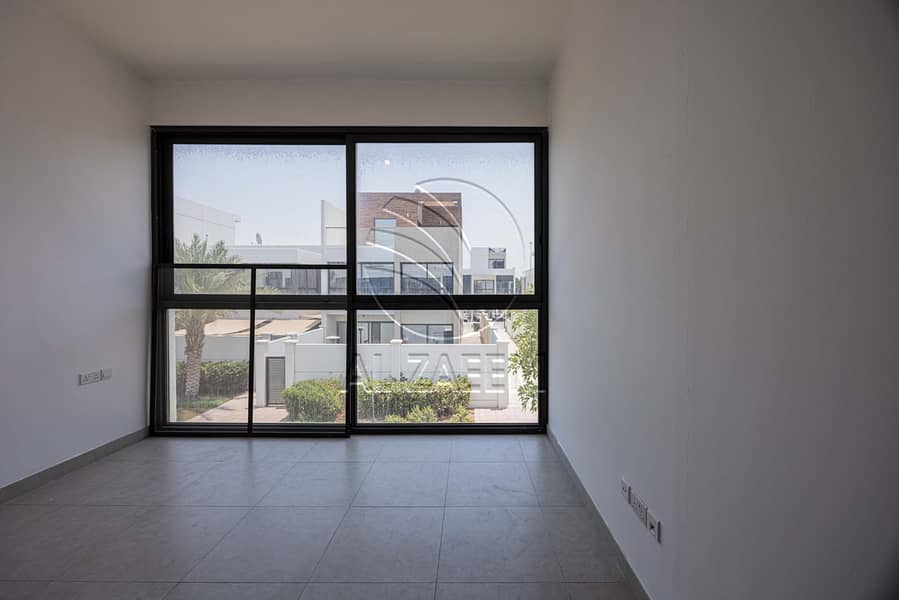 20 FAYA BLOOM GARDENS (82). jpg