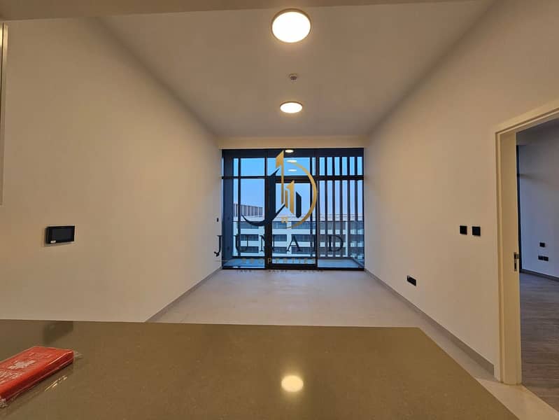 2 0ac3e5a1-bd56-4d50-9255-e252ed4ccbca. jpg