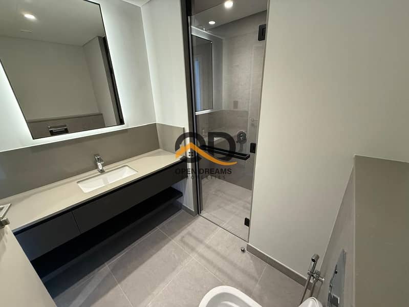 15 8559. jpg