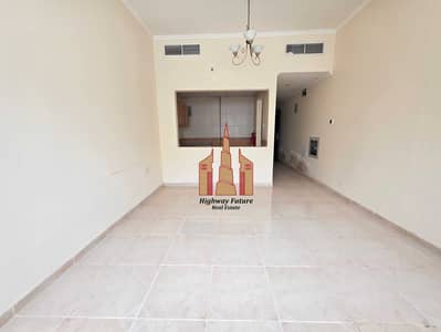 استوديو  للايجار في تجارية مويلح، الشارقة - 20260408_122855. jpg