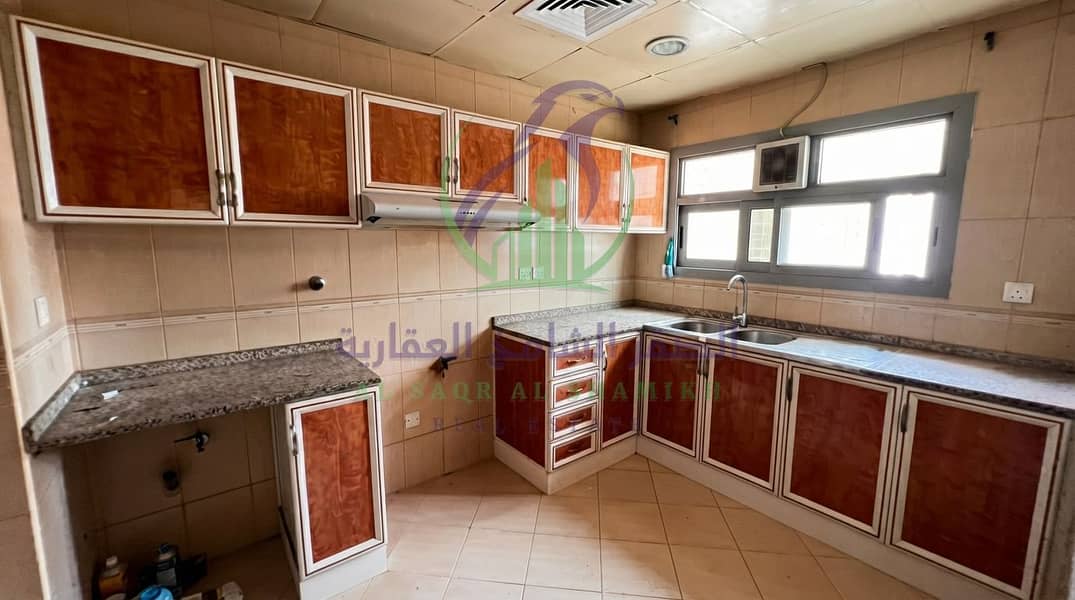 7 Real_estate_photo_editing_instru…_202608161855. jpeg