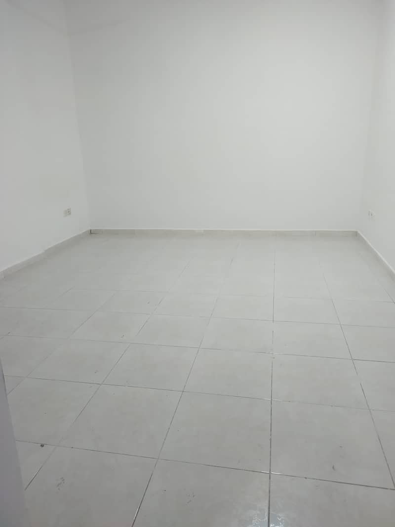 10 1000974130. jpg