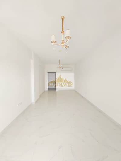 2 Slaapkamers Appartement te Huur in Tilal City, Sharjah - 50fadeef-d7b0-4a26-bc9b-487229e655dd. jpg