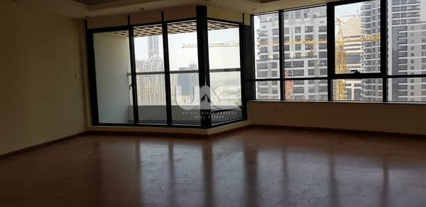 3 Bedroom with Maids Room on High Floor Near Metro Station- JLT 3 Bedroom with Maids Room on High Floor Near Metro Station- JLT