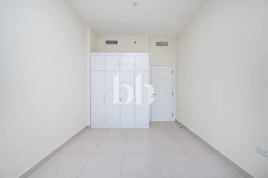 6 Image 0