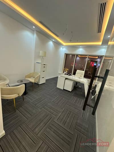 Office zum zur Miete in Sheikh Zayed Road, Dubai - Büro in Sheikh Zayed Road,The Carlton Downtown Hotel, 1200000 AED - 16196202 Office zum zur Miete in Sheikh Zayed Road, Dubai - Büro in Sheikh Zayed Road,The Carlton Downtown Hotel, 1200000 AED - 16196202
