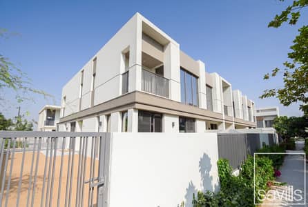 4 Bedroom Townhouse for Rent in Tilal Al Ghaf, Dubai - Available Mid Sept | Modern | Family-Oriented 4 Bedroom Townhouse for Rent in Tilal Al Ghaf, Dubai - Available Mid Sept | Modern | Family-Oriented