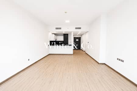 2 habitaciones Apartamento para en Venta en DAMAC Hills, Dubai - Apartamento en DAMAC Hills，Golf Town，Golf Terrace，Golf Terrace A, 2 dormitorios, 2200000 AED - 15979776