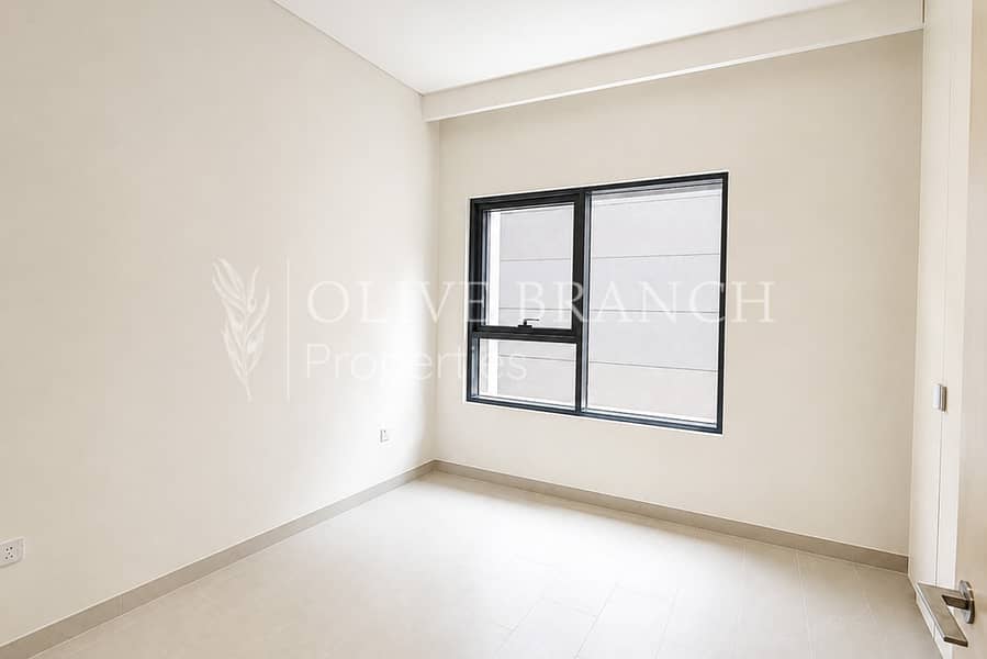 11 Park Field - P107 (7). jpg