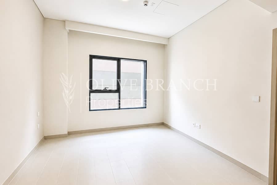 16 Park Field - P107 (14). jpg