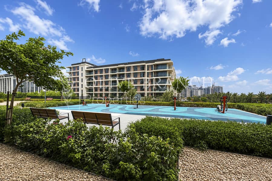 28 Park Field - P107 (26). jpg