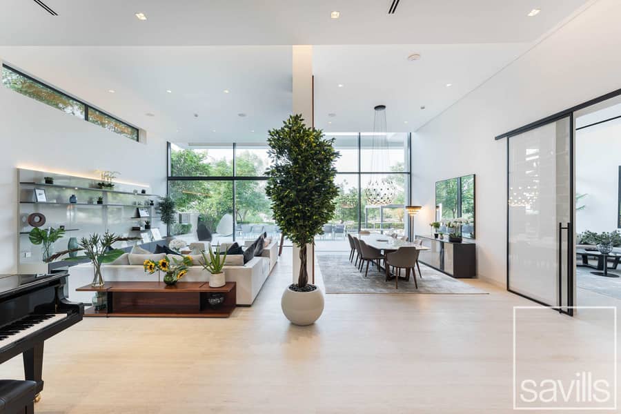 Exclusive | Size 18,000 sqft | Golf Course View Exclusive | Size 18,000 sqft | Golf Course View