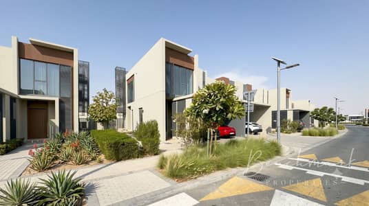 4 Bedroom Villa for Sale in Cherrywoods, Dubai - Rare Unit | Open View of Garden and Lake | Vacant